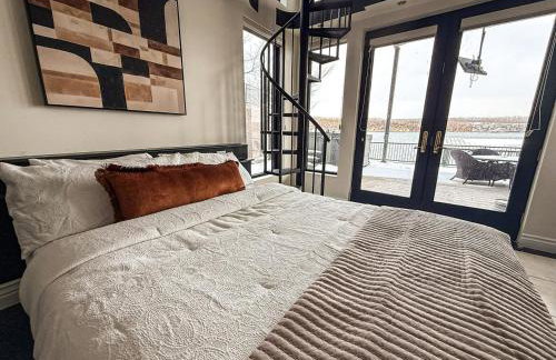 Crystal Palm Lakefront Luxury Home 6 Bed and 5 Bath - Foto 69