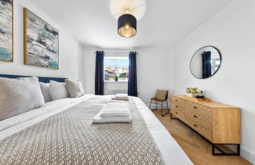 Ground Floor Flat I Sleeps 8 I With Parking - Photo 22