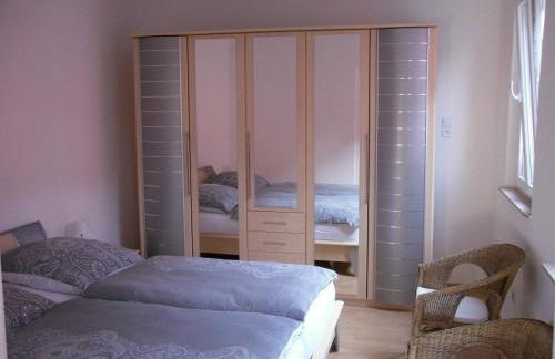 Winzeranwesen - Weingut Christian Eberley- FeWo II MINDESTAUFENTHALT 4 NÄCHTE - MINIMUM STAY 4 NIGHTS - Foto 8