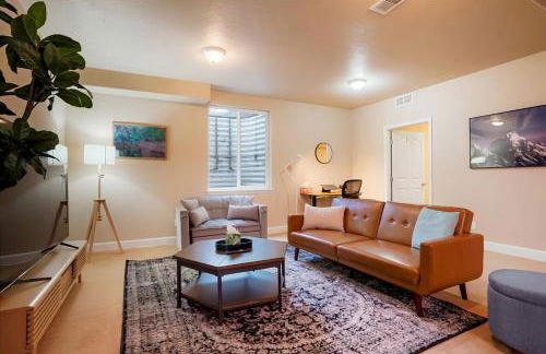 Denver Retreat Home with Stunning Lake, Mountain Views and Luxury Amenities - Foto 50