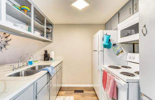 4 Mi to Greers Ferry Lake Condo with Deck and Balcony - Foto 7