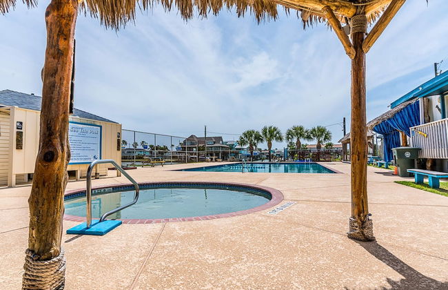 Sunny Daze Walk to Beach 2 Decks Pet Friendly Has a Mini Bar - Foto 47