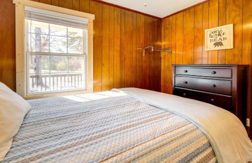 Devils Fork Resort Cabin with Designated Boat Slip! - Foto 14