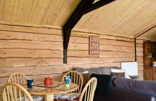 Brook Lodge - Photo 13