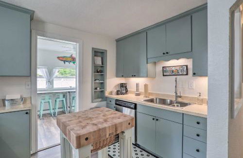 Tampa Bay Area Cottage with Gas Grill and Fire Pit! - Foto 10