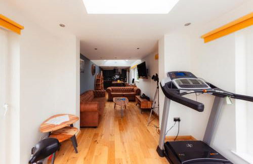 Schoolhouse 1 Cottage by Fairy Pool - Foto 8