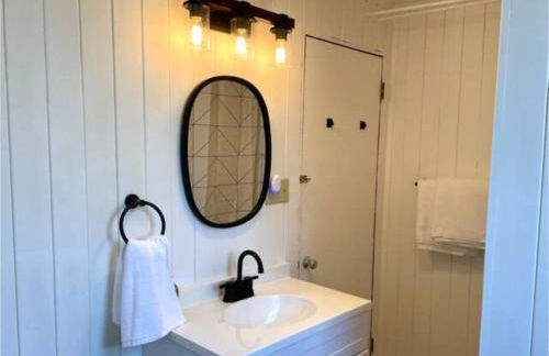 The Barn at Evermore: riverfront retreat w/hot tub - Foto 18