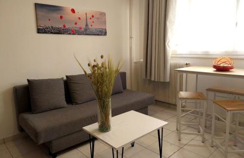 Studio lumineux 3 min Gare Houilles - RER A, Ligne L et J - Foto 8