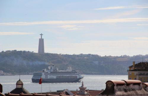Miradouro de Lisboa - Photo 14