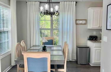 At Home by Mall of GA! - Foto 6