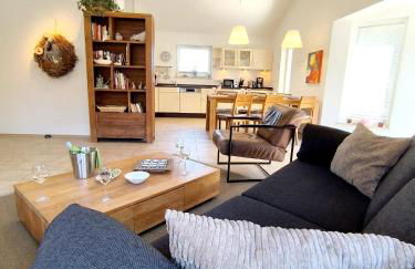 Luxuriöses, familienfreundliches Ferienhaus ,,Amy,, mit Whirlpoolwanne, Kamin und Garten - Foto 26