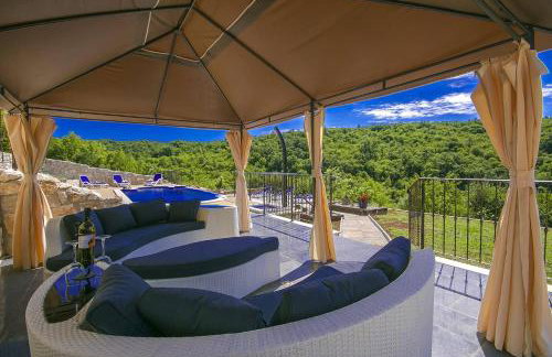 Beautiful stone Villa with private pool near Rabac by WiiBuk - Foto 8