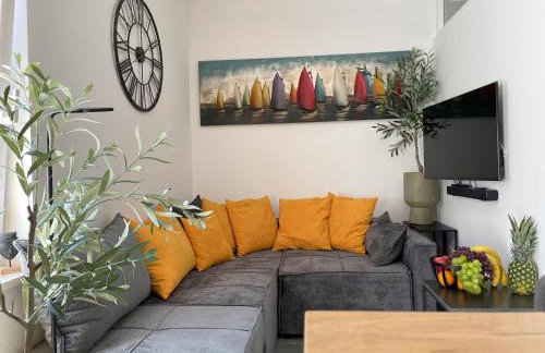 Valkane Beach Apartments - Photo 11