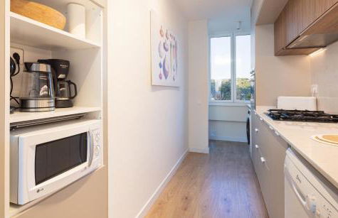 LETS HOLIDAYS Beach front apartment in Gavà Mar, Pine Beach - Photo 13