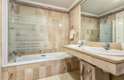 Kuiper Apartment - Los Lagos Mijas Golf - Photo 10