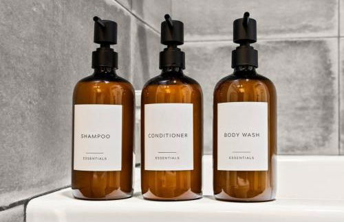 The Urban Loft - Stylish Industrial Living - Foto 14