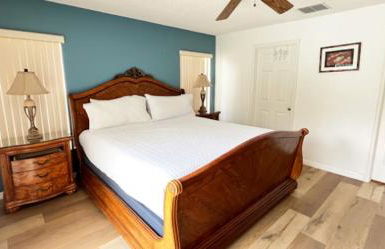 South Facing Pool with Lake View - Ideal for Families & Couples - Foto 15