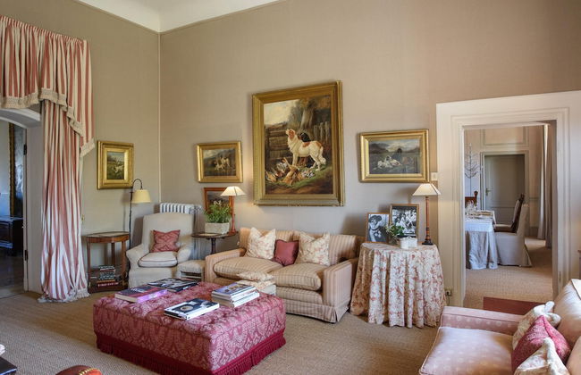 Large Beautiful Villa in Tuscan Hills of Chianti Stunning Gardens and Large Pool - Foto 6