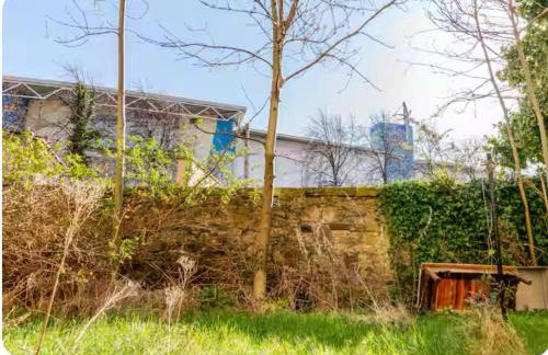 3 Bed Central Apartment - Pet Friendly & Parking - Foto 23