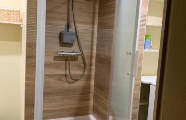 studio next to bordeaux city center with a terrace - Foto 11