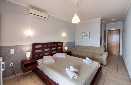 Irini Seaside Studios - Photo 18