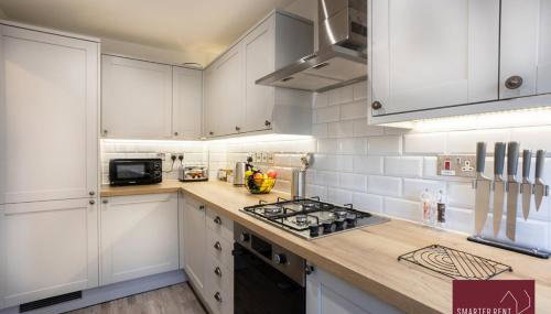 Woking 2 Bedroom House Parking Garden - Foto 4, Other