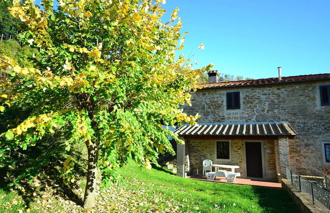 Serene Farmhouse in Dicomano With Swimming Pool - Photo 42