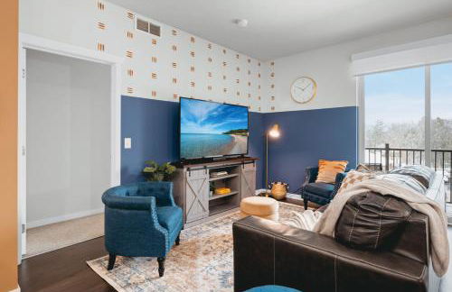 NEW Great Escape 404 2BR Condo Near Downtown and Bay - Photo 35