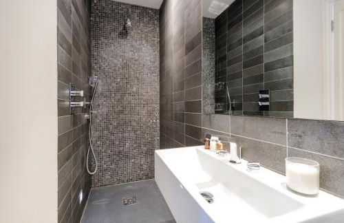 A Home on Northcote - Photo 34