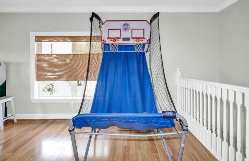 Two Homes, Private Pool, Game Room & Steps to the Beach - Foto 33