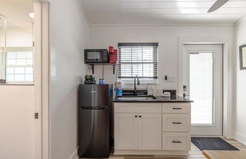 Bayview Cottage - Sun deck, pool, and more! - Foto 29