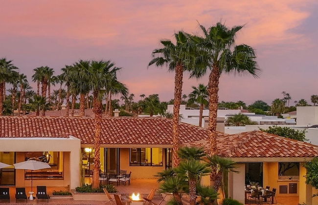 Moonshine by Avantstay Modern & Stylish Estate w/ Bar, Fire Pit & Hot Tub 5 bd - Foto 45