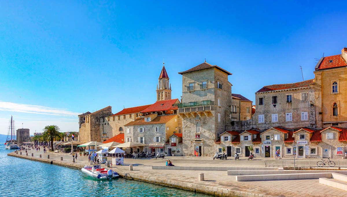 Centro histórico de Trogir, uma joia da Costa Dálmata