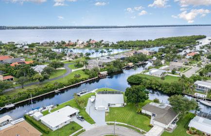 La Dolce Vita Your Waterfront Jackpot - Foto 32