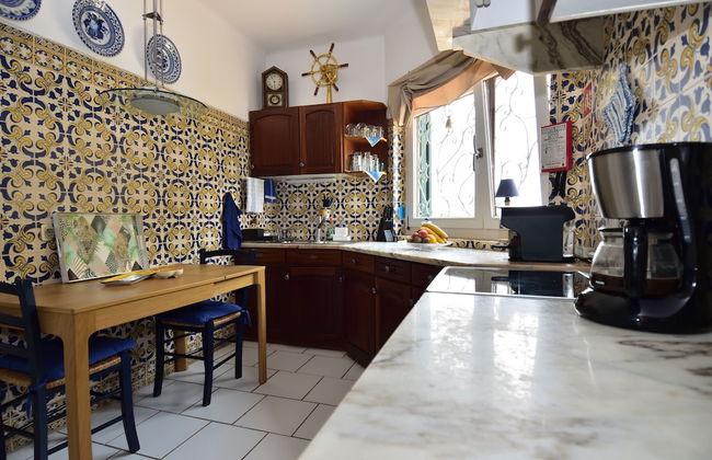 Villacasatulipa-sleeps4-garden-pool-bbq-ac - Foto 5