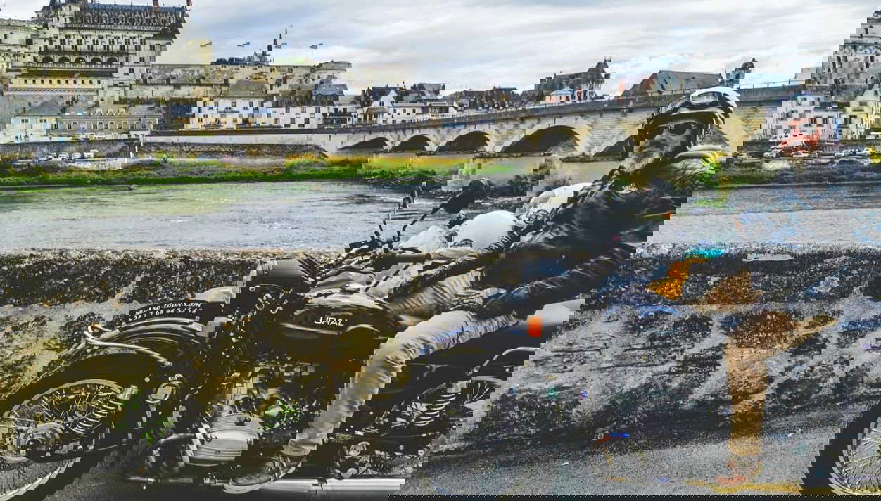 Touring Amboise on a motorbike with a sidecar