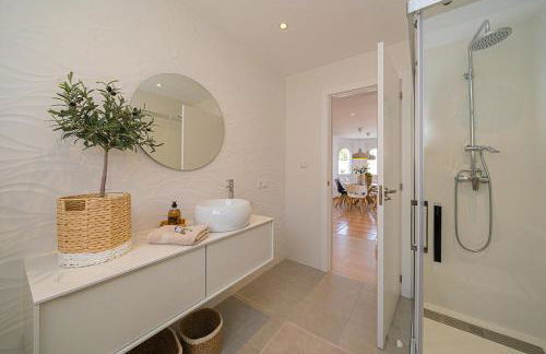 Casa Metro Spaniahome - Photo 27