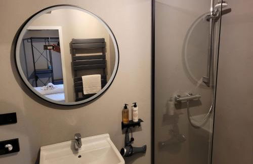 XZLLENZ Küche Bad S-Bahn Parken Smart-TV Wellbeing - Foto 34