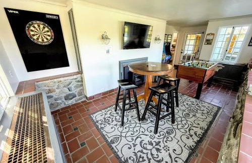 WOW New Spectacular Franconia Home - history - views - fire pit - hot tub - pool - grandeur - MUST SEE - Foto 45
