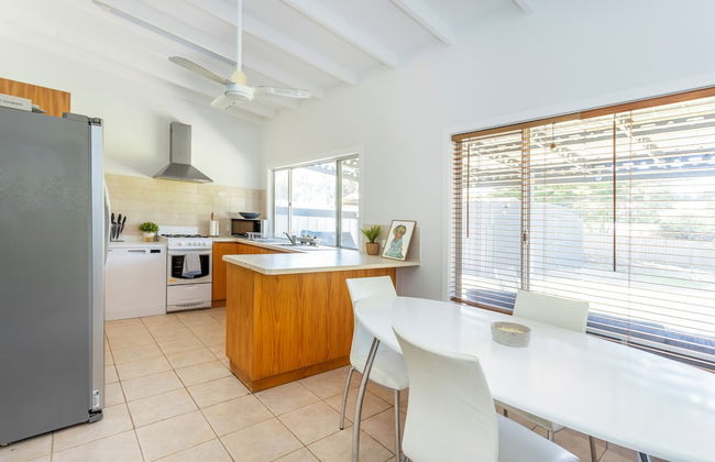 The Beach Haven - Photo 5