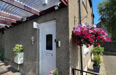 Linden Apartment - Photo 2