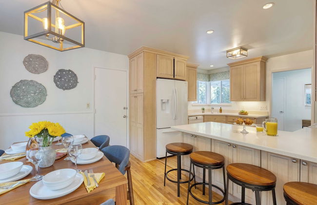 Goleta Getaway by Avantstay Private Backyard, 1.5mi to the Beach! - Foto 13