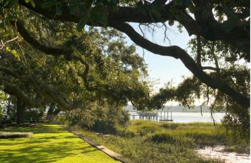 Stylish Downtown Cottage - Prime Historic Location - Foto 42