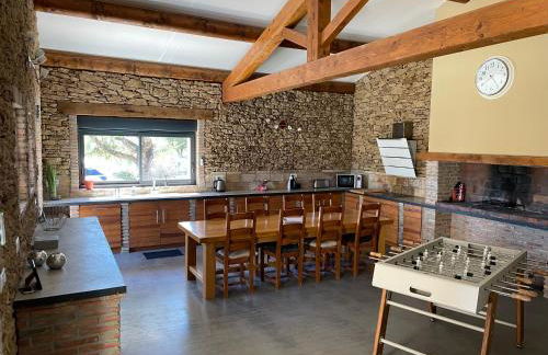 Belle villa avec piscine intérieure et piscine extérieure Gite Les Aiguiers - Foto 5