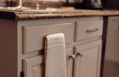 Huge, One Bedroom Apartment with Balcony - Foto 36