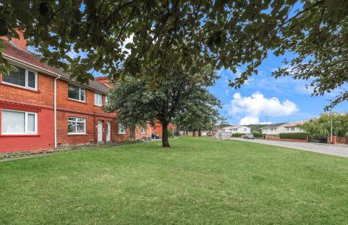 Spacious Family - Contractor Stay - Parking - WiFi - Photo 22