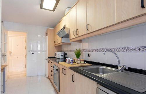 Precioso ático con piscina en Marbella - Foto 21