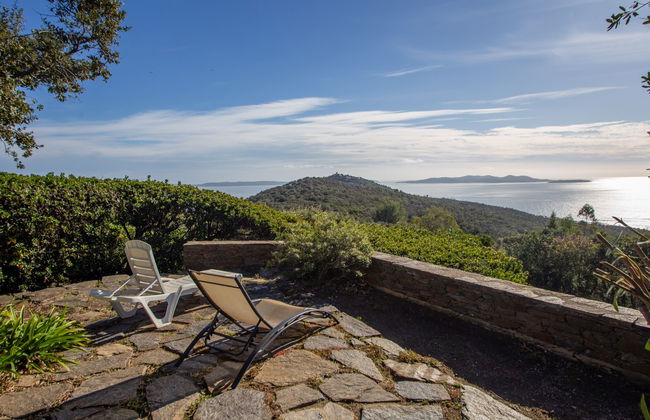 2 bedroom House in Bormes-les-Mimosas with garden and terrace - Photo 3