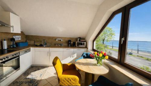 Ferienhaus ,,Pier 7" am See - 2 Wohnungen mit Garten für bis zu 11 Personen, einzeln oder zusammen buchbar - Foto 3