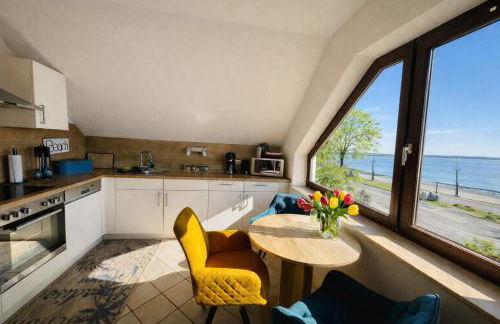 Ferienhaus ,,Pier 7" am See - 2 Wohnungen mit Garten für bis zu 11 Personen, einzeln oder zusammen buchbar - Foto 3